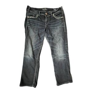 Silver SUKI Mid Capri Dark Wash Jeans with Contrast Stitching - 30/23